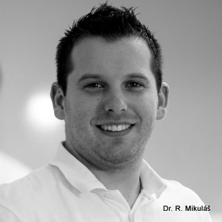 Dr. R. Mikulas
